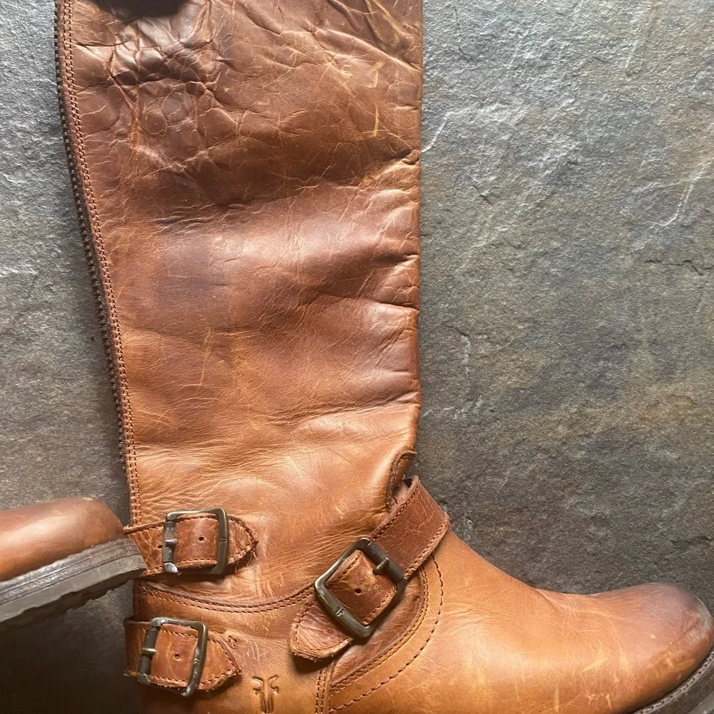 Frye Veronica Back Zip Cognac (brown) Boot size 9 - Picture 2 of 9